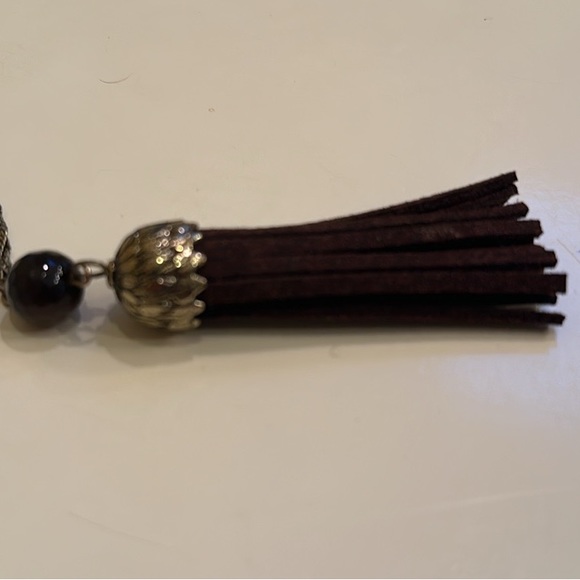 softly Understated Necklace EUC w/ Faceted beads, antique gold chain, leather … - Picture 8 of 8